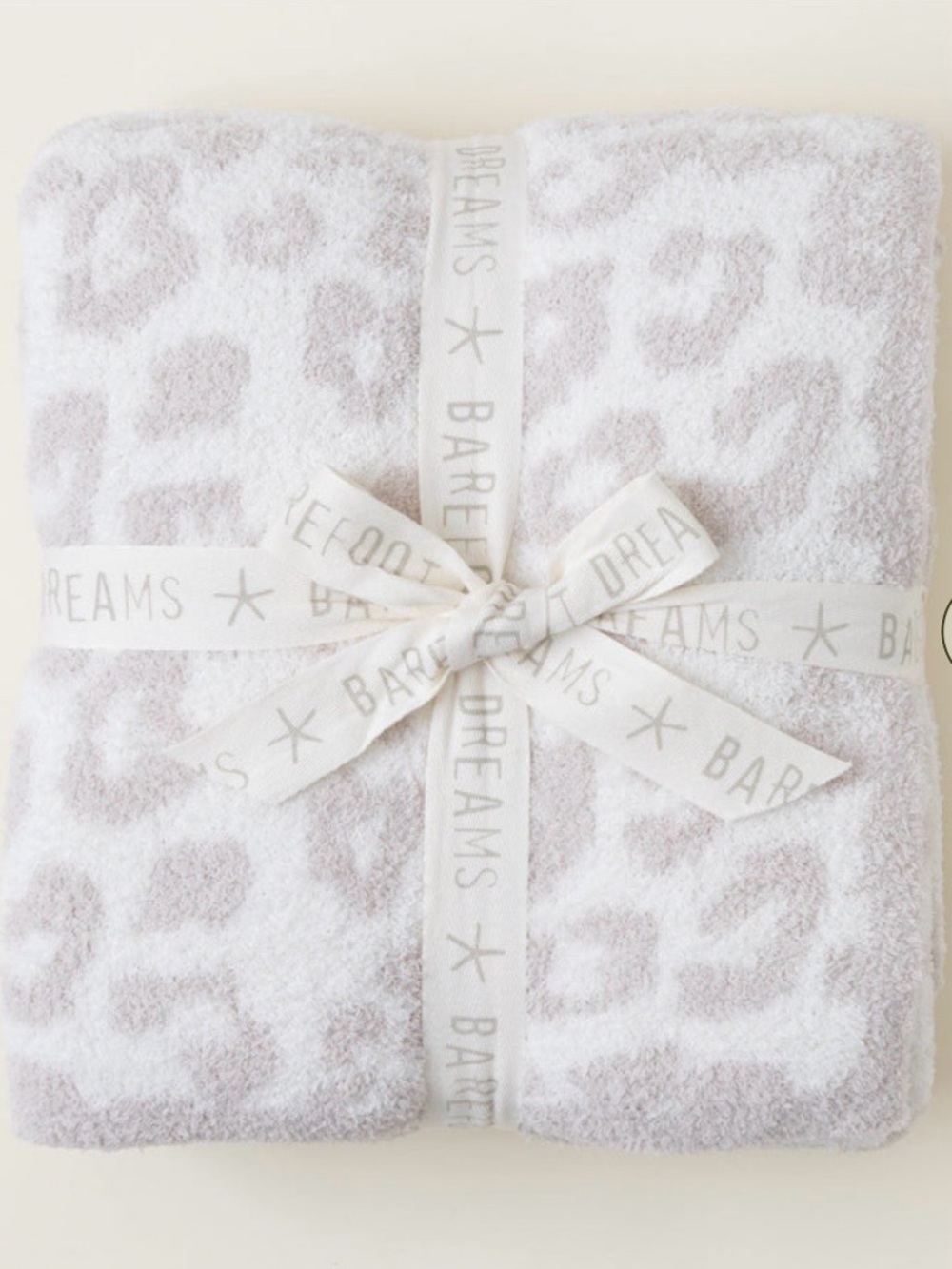 NWT Barefoot Dreams CozyChic Barefoot in the Wild Throw Color Cream / Stone